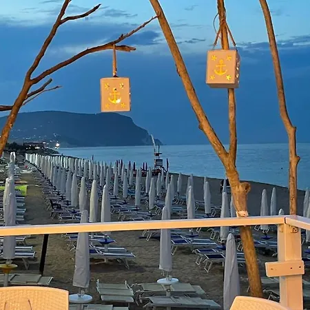 بيت ضيافة Petit